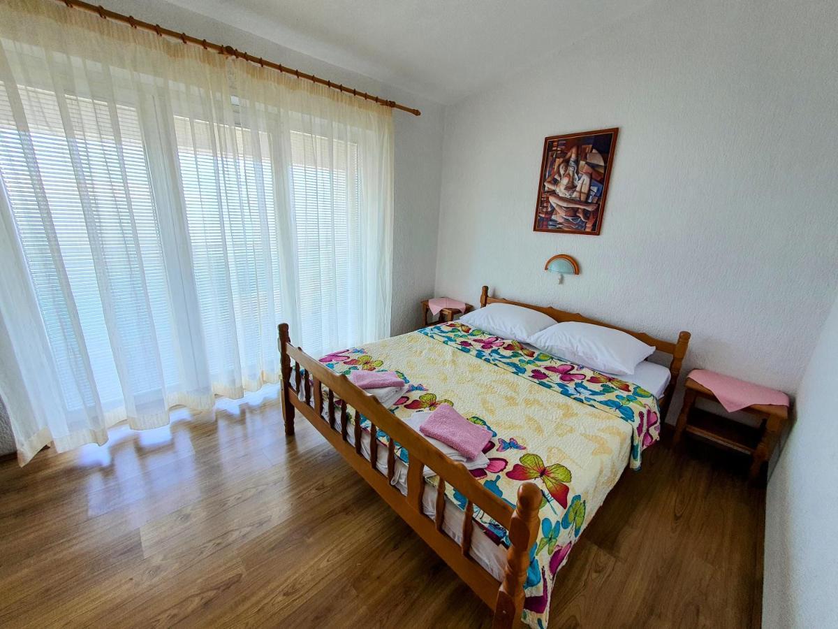 Apartment - Buffet 2b *