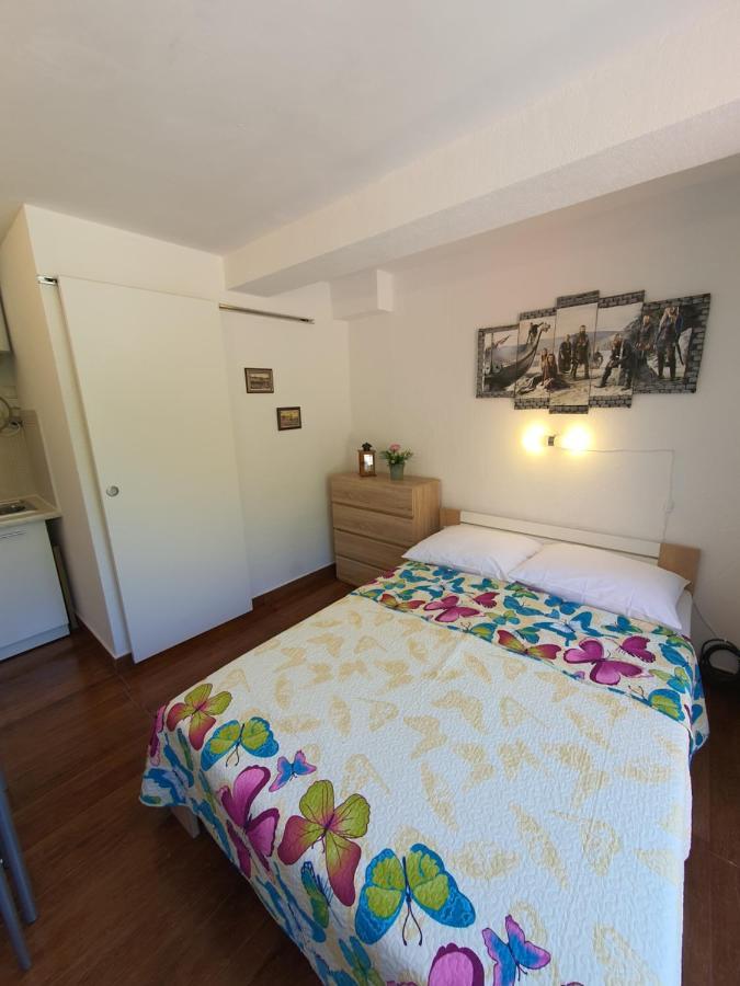 Buffet 2b Apartment Sveti Juraj
