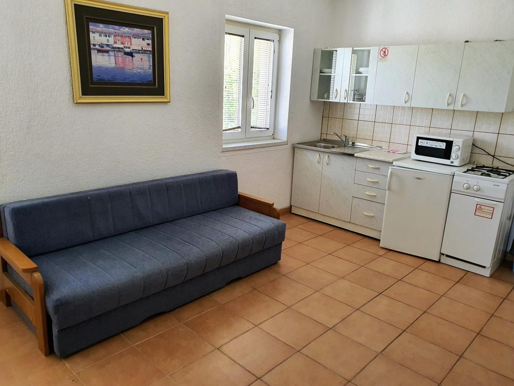 - Buffet 2b Apartma